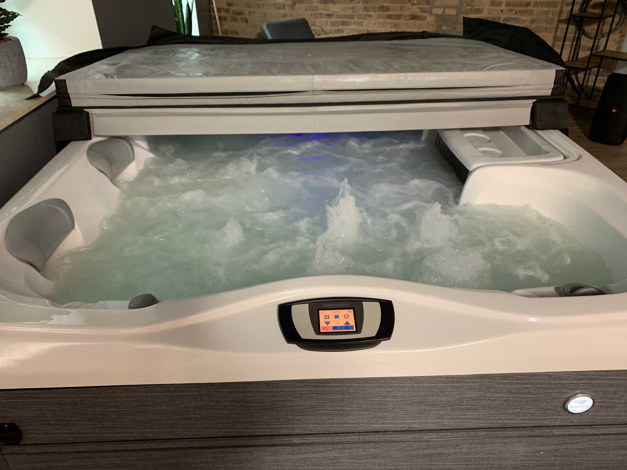 Prawdziwe jacuzzi w apartamencie na wyłączność