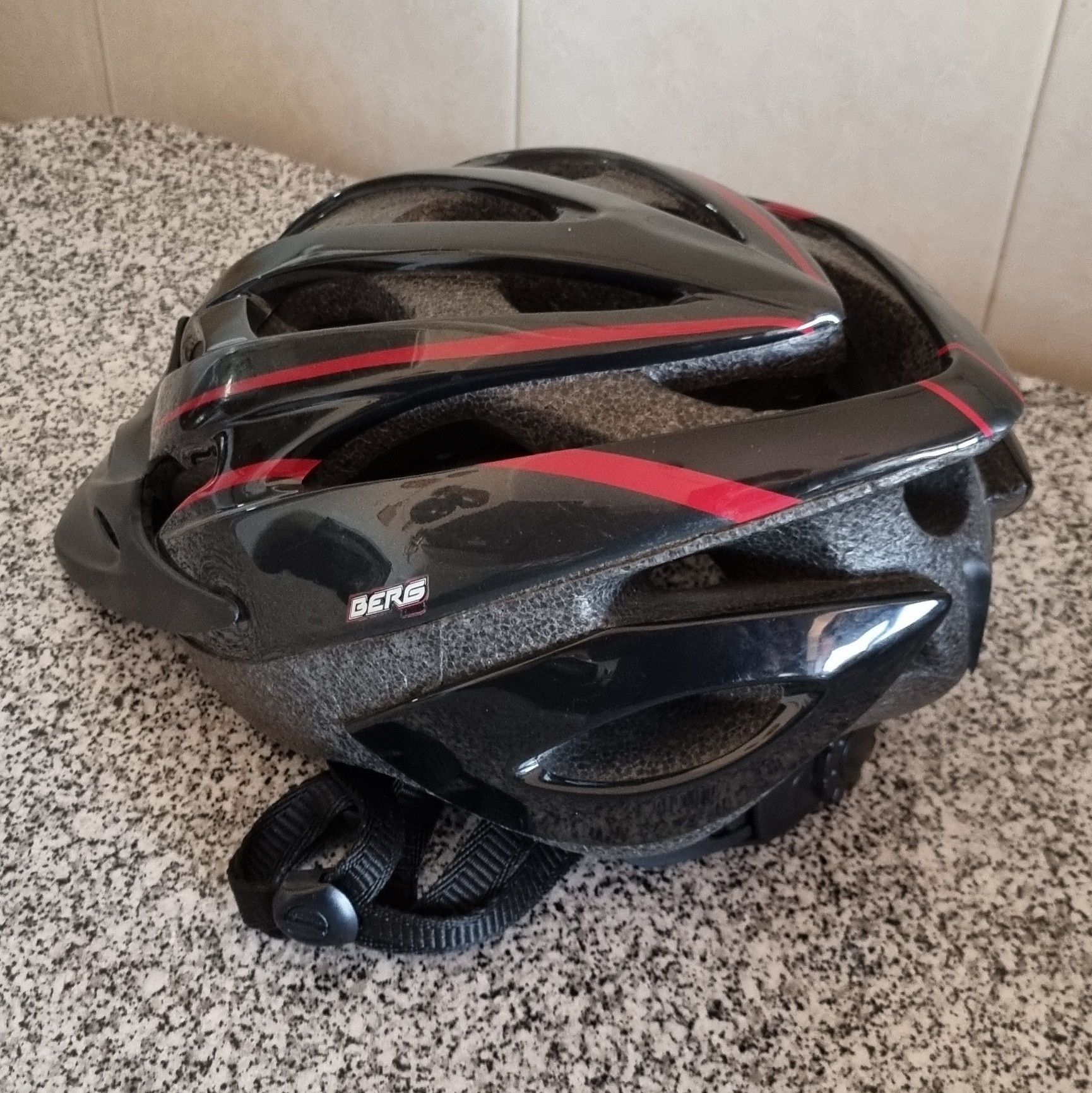 Capacete Berg para Bicicleta