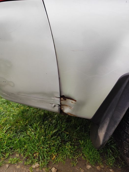 Срочно продаю автомобіль.