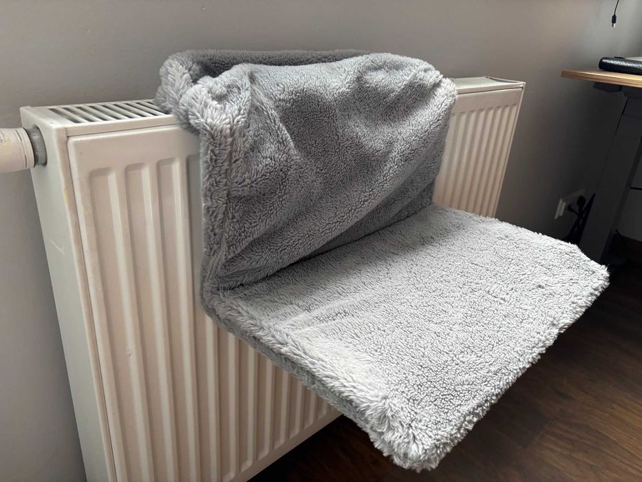 Legowisko / hamak dla kota na kaloryfer