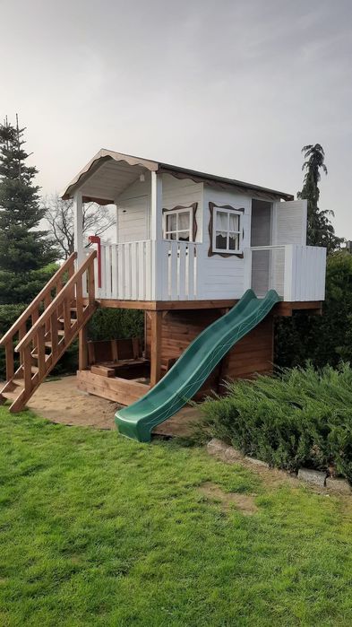 Domek drewniany dla dziecka, plac zabaw, prezent na zajączka,