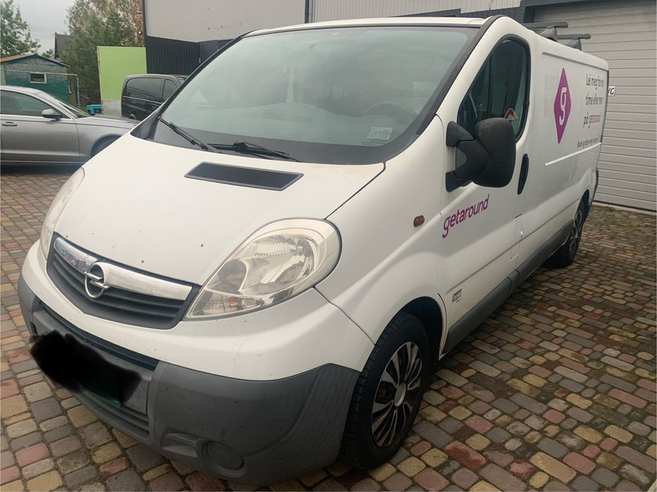 Opel Vivaro 2011 рік