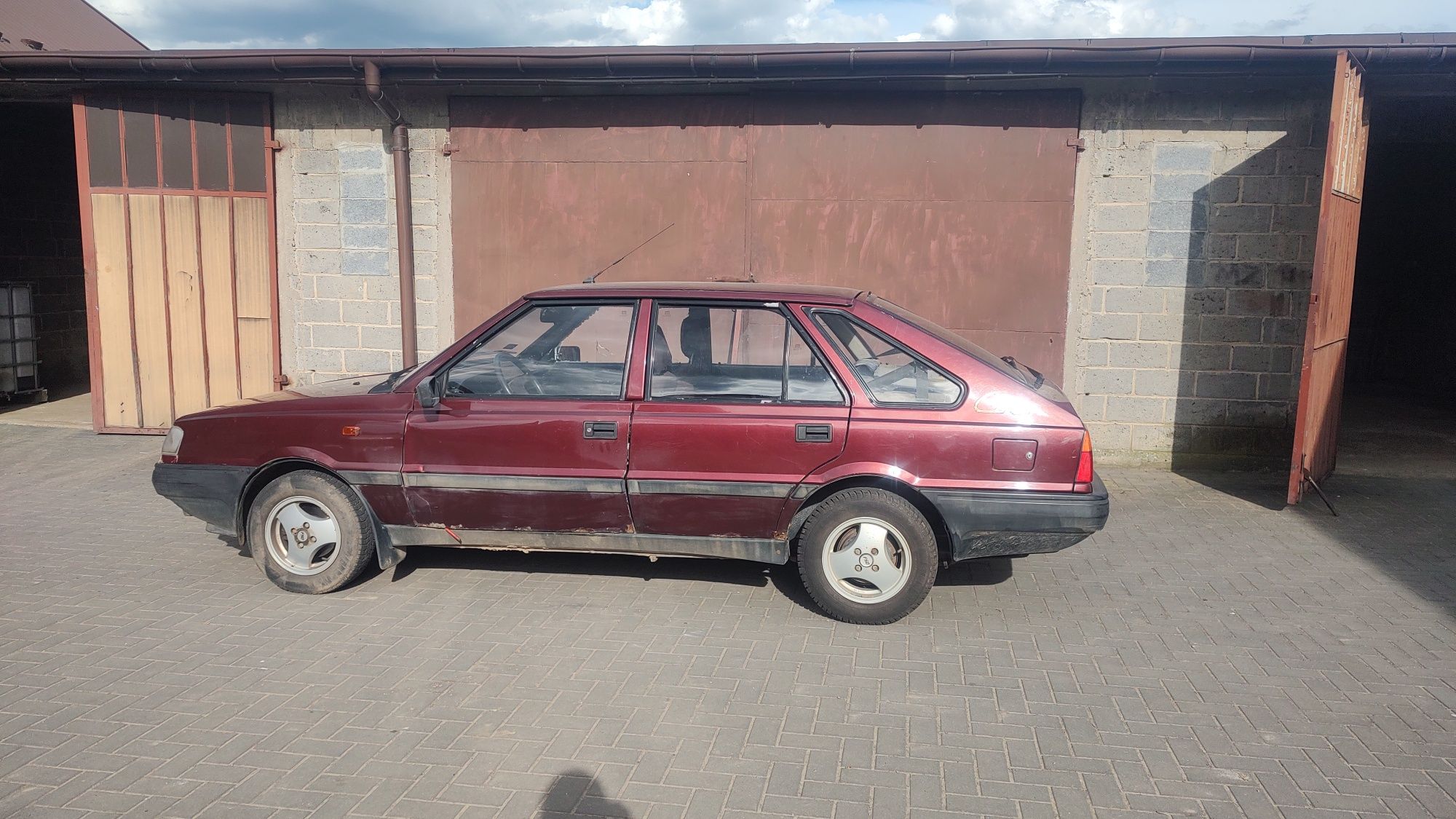 Polonez Caro rok produkcji 1996