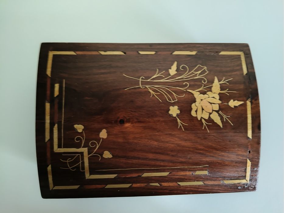 Szkatułka Drewniana - Antyki