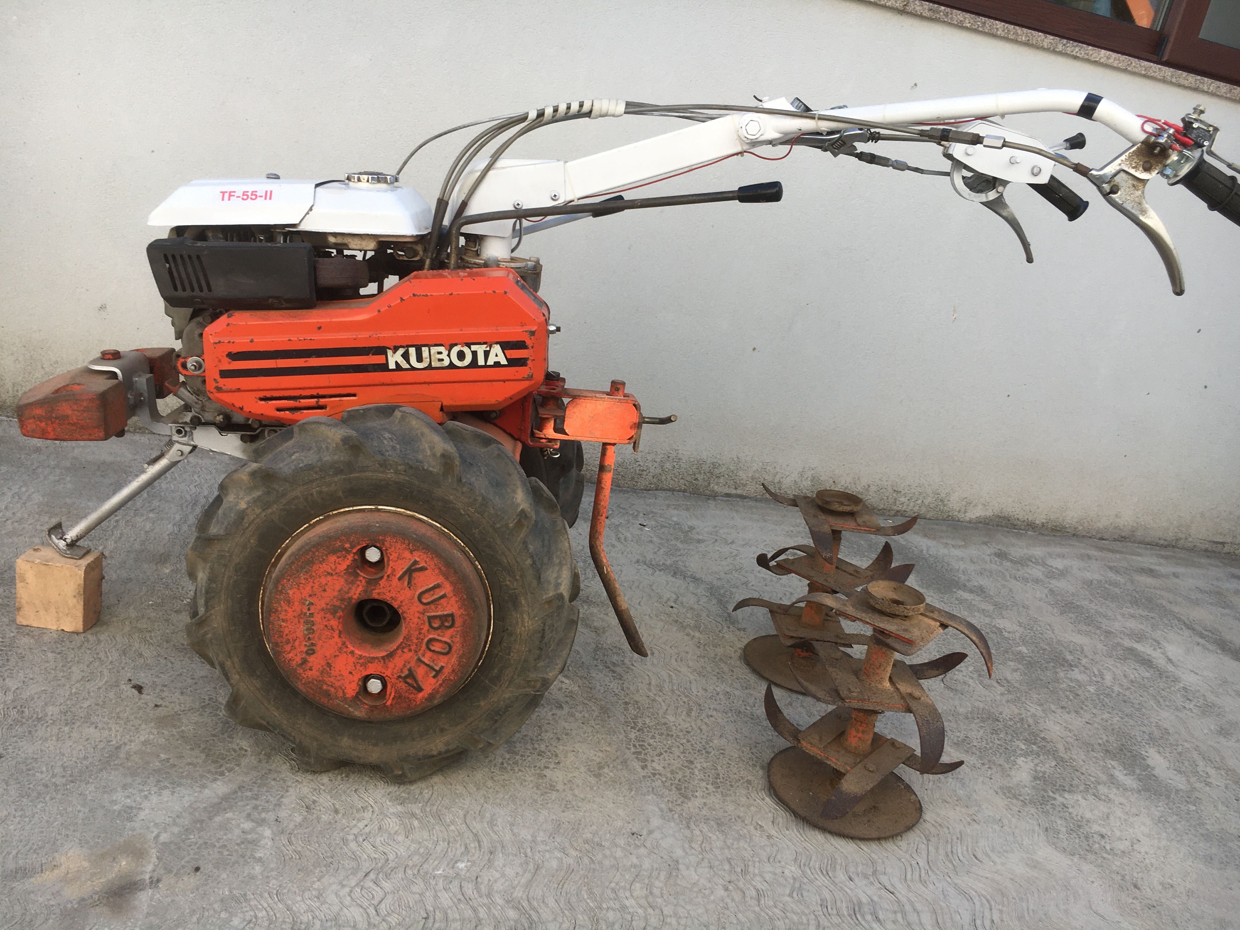 Motoenxada KUBOTA