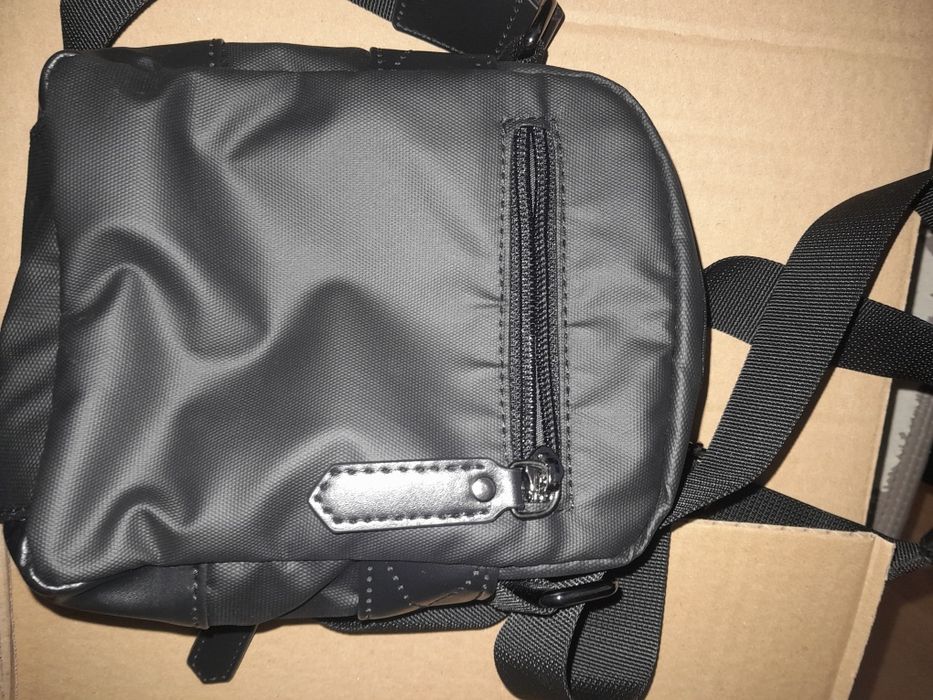 Mala praticamente nova