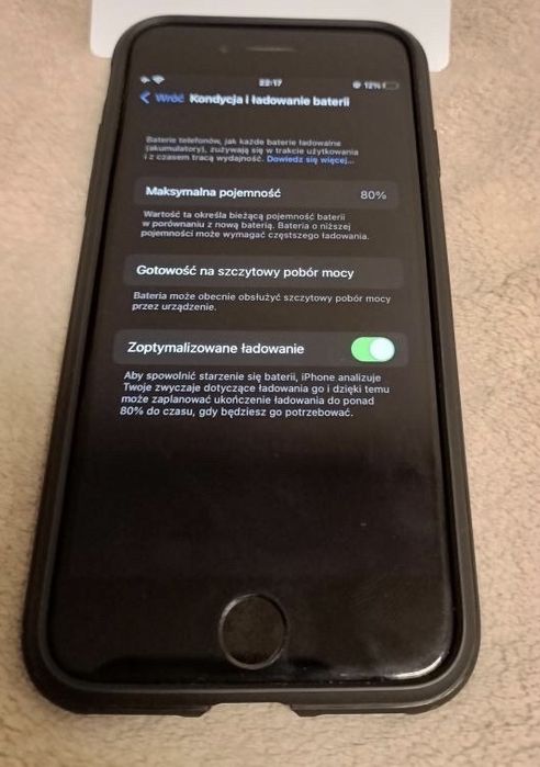 IPhone 8 + etui kondycja 80%