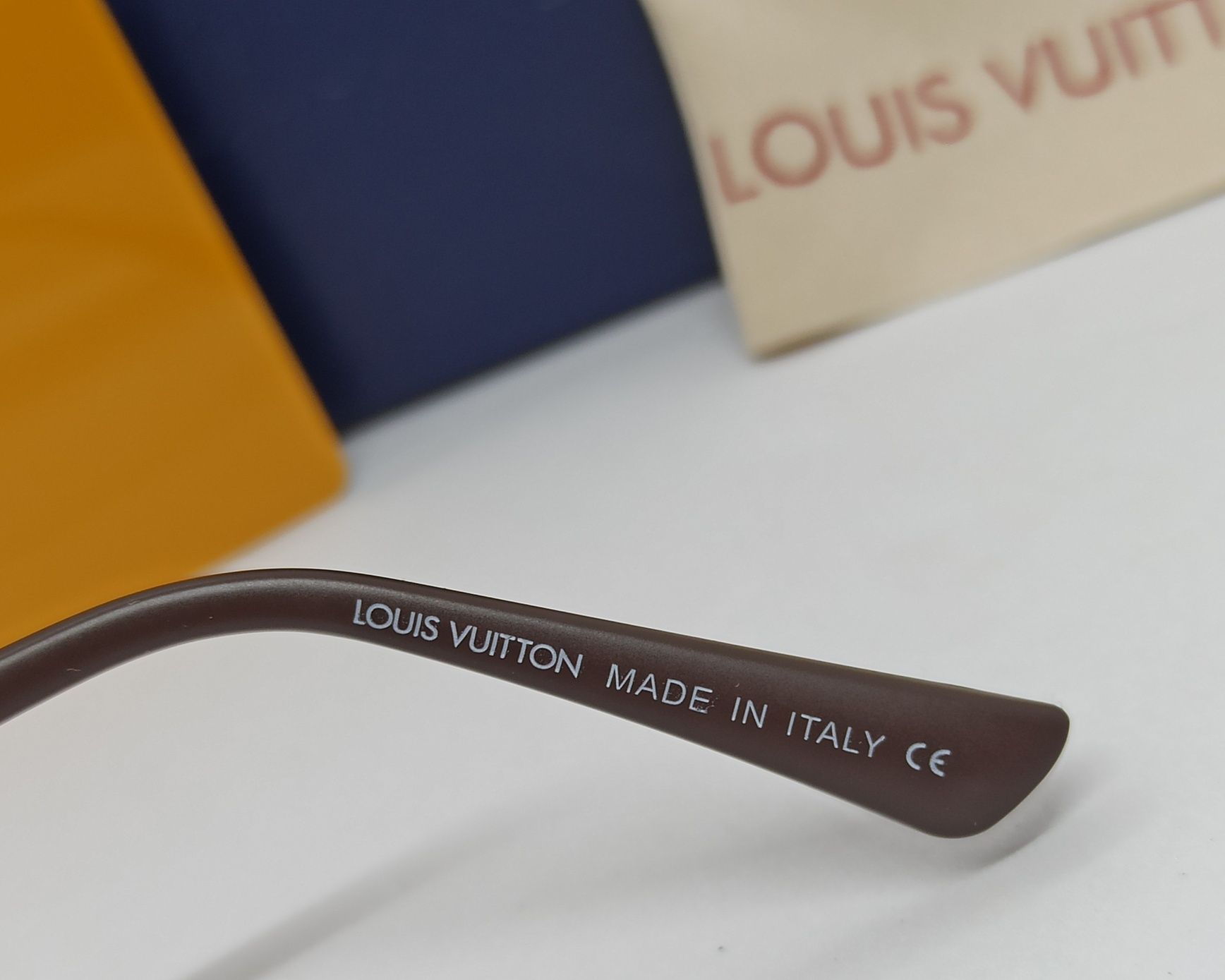 Louis Vuitton очки мужские коричневые классика с золотым металлом 375