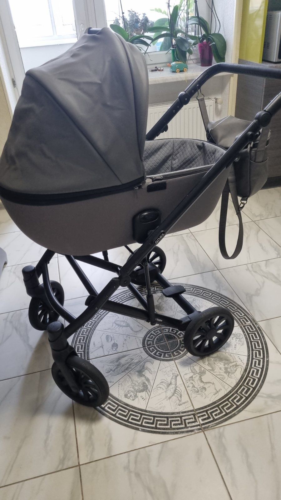 Продам дитячу коляску Anex e/type.