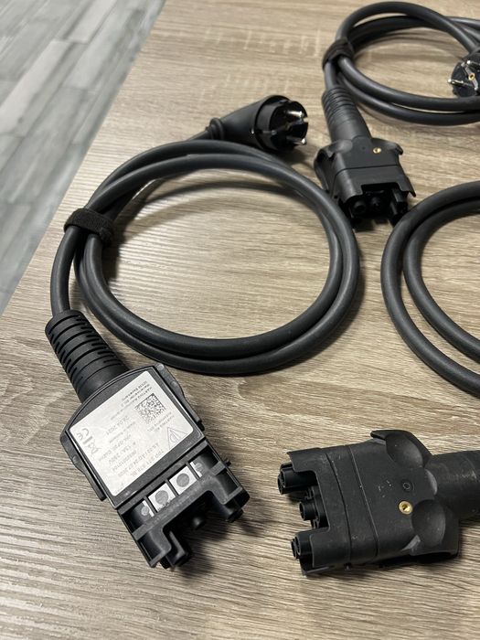 Штекер для оригінального зарядного пристрою Audi e-tron (16A, 3,5 кВт)