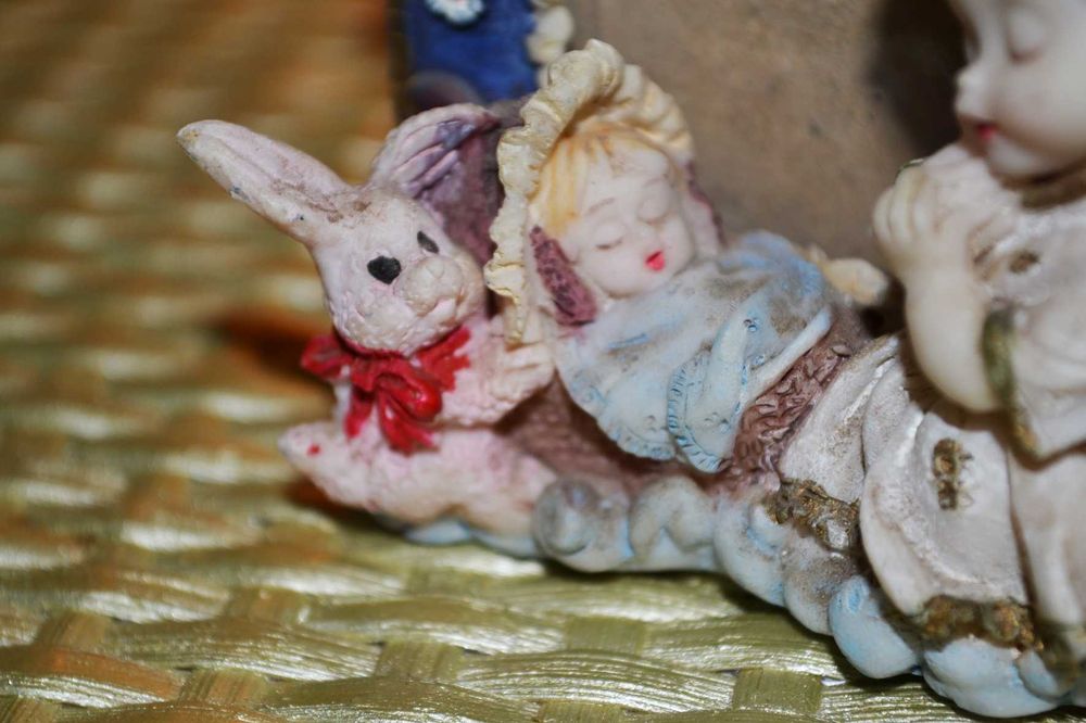 Рамка для фото малыш ребенок в колыбели люльке и ангел молится