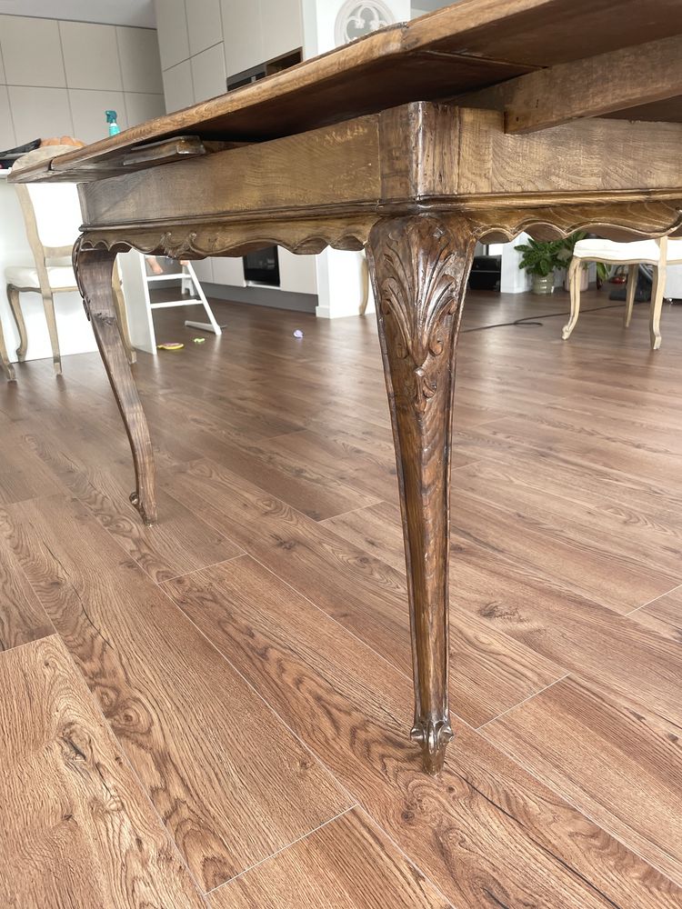 Mesa extensivel restaurada em madeira de carvalho e folha