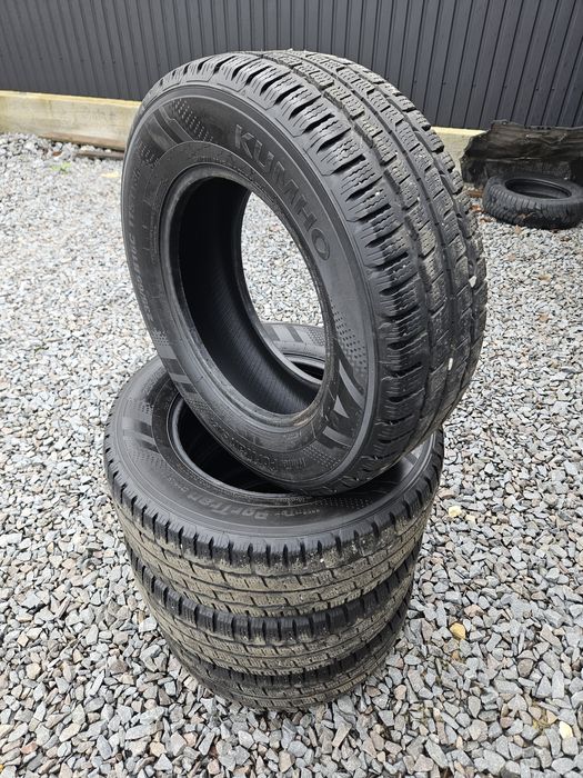 235 65 r16c Kumho зима 4шт 2021 рік