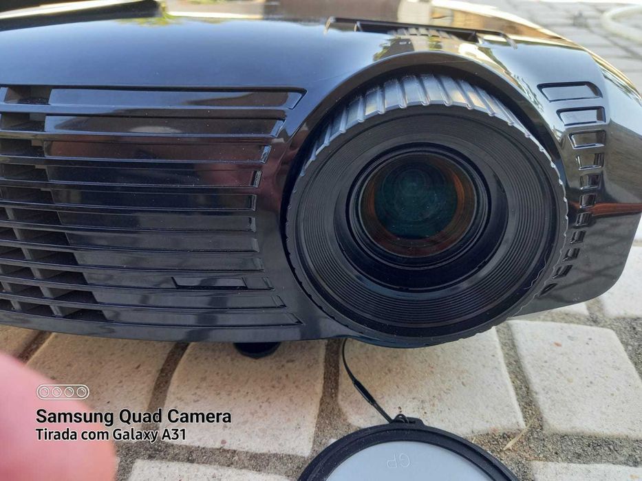 Excelente projector Optoma EX615