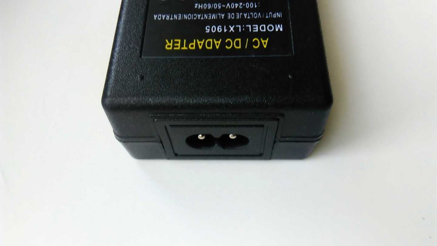 Импульсный блок питания(адаптер) 19В 5А 95Вт IP44, штекер 5.5х2.5