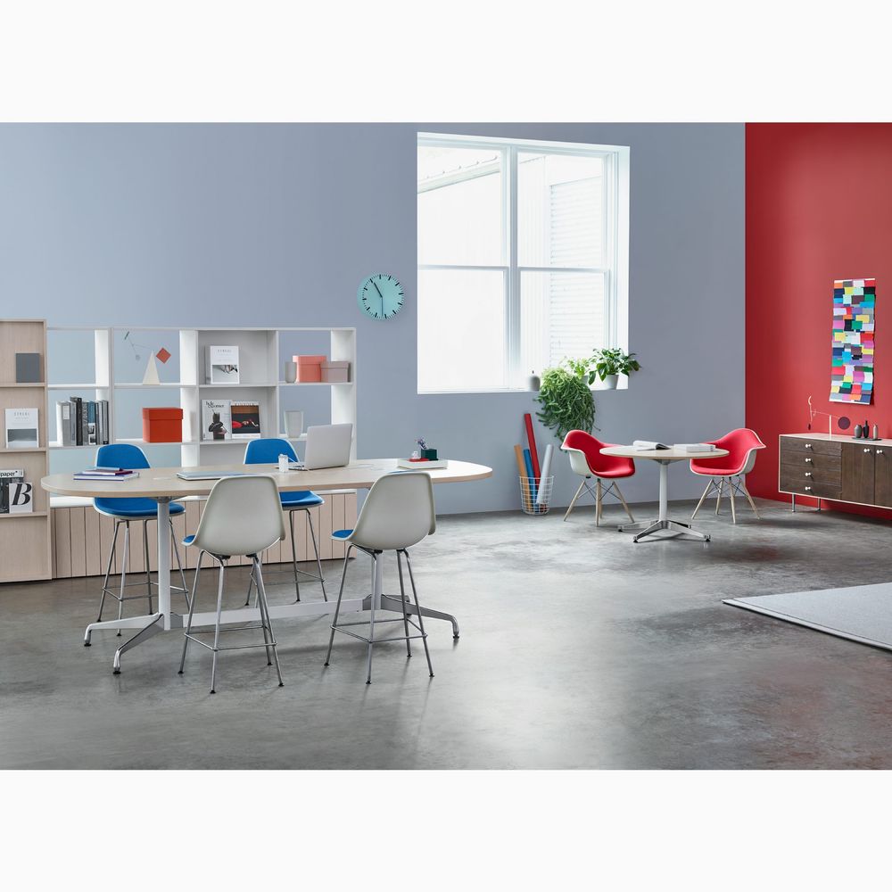 Вінтажні барні стільці Herman Miller, дизайн Charles і Ray Eames