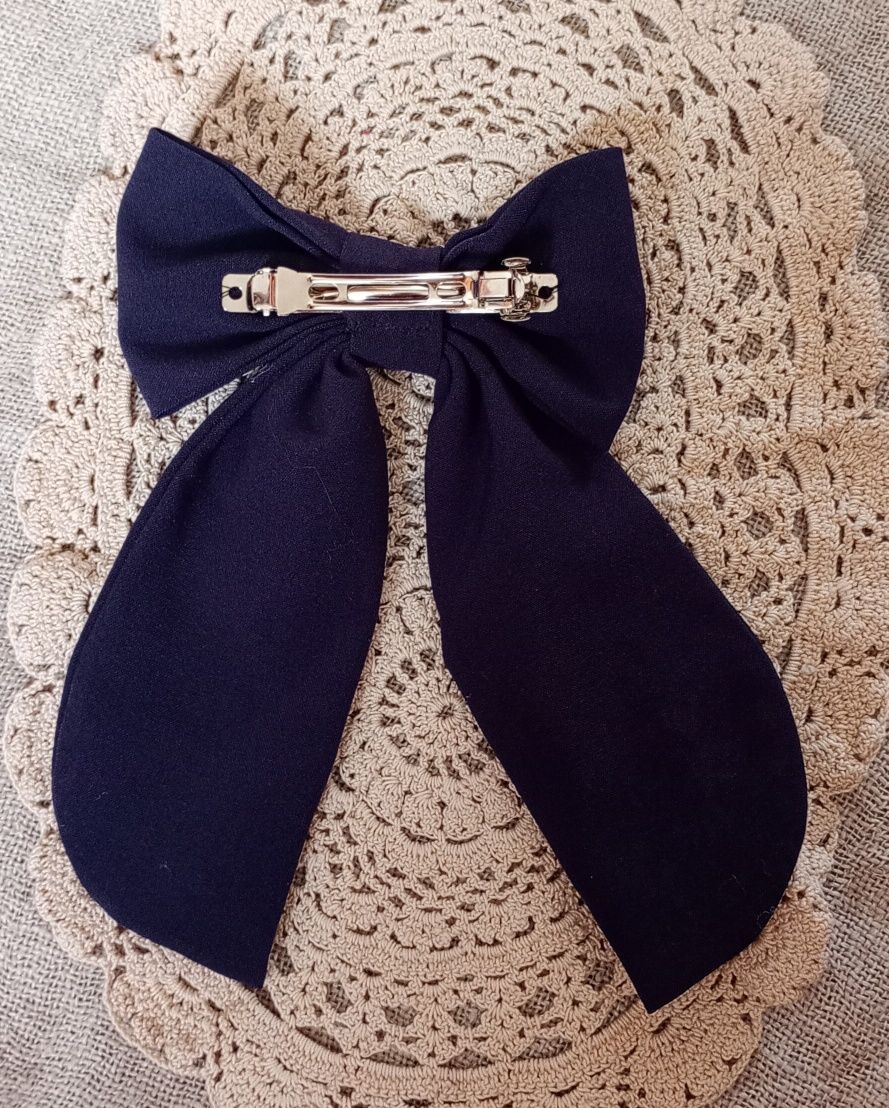 Haftowana biżuteria - ręcznie robiona kokarda do włosów handmade
