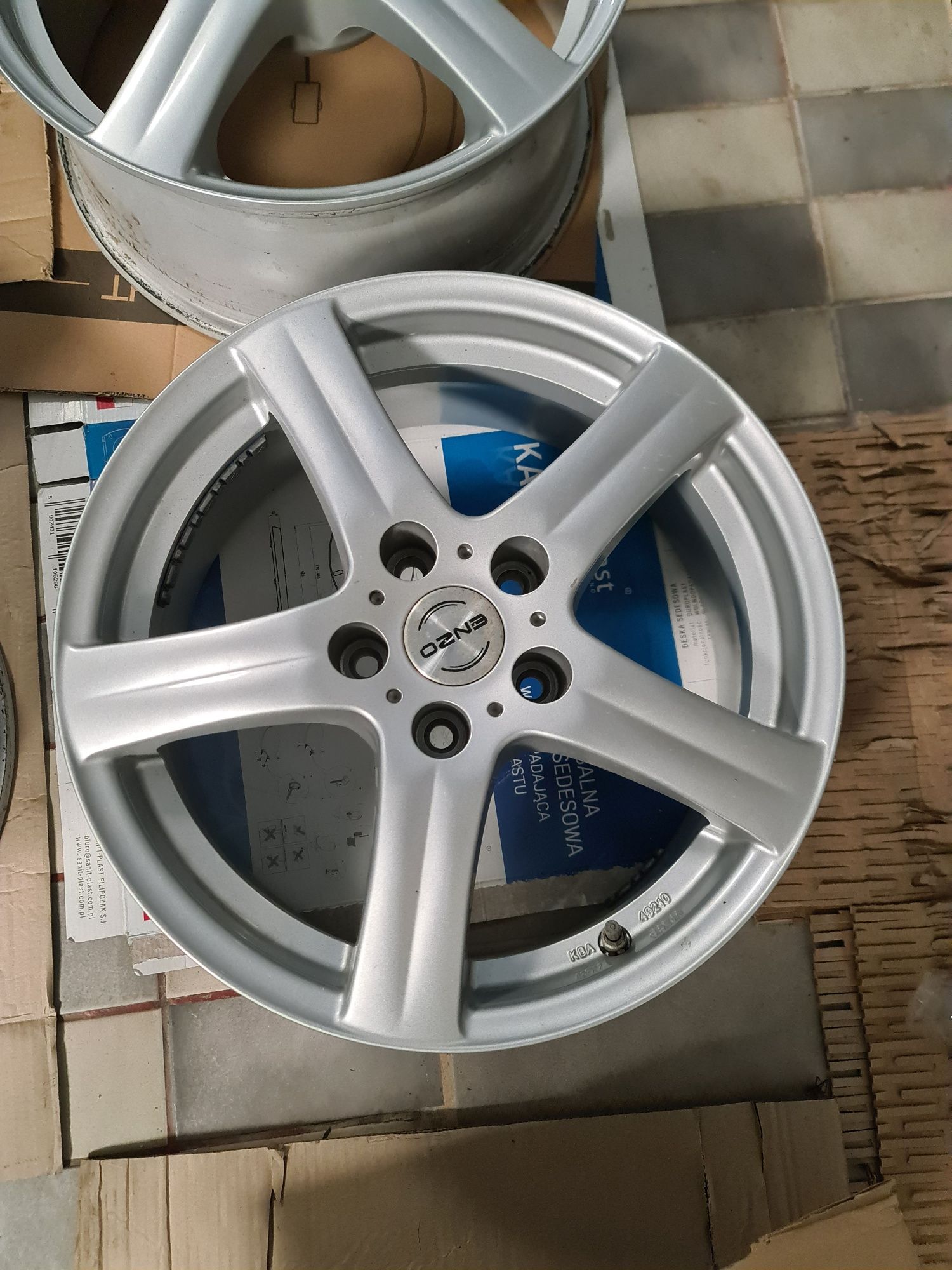 Felgi aluminiowe 17"czujniki KIA 5x114.3
