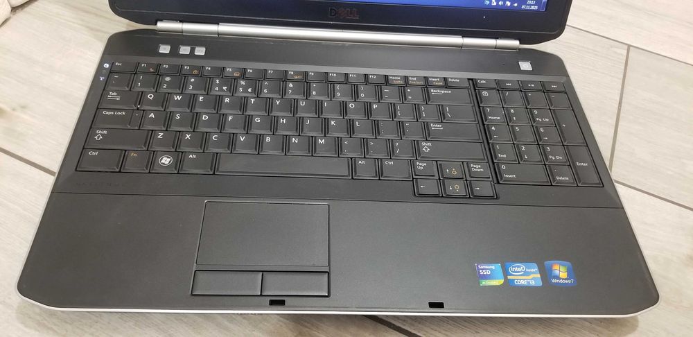 Dell Latitude E 5520 I3-2330m/ 4Gb/500 Hdd/15,6