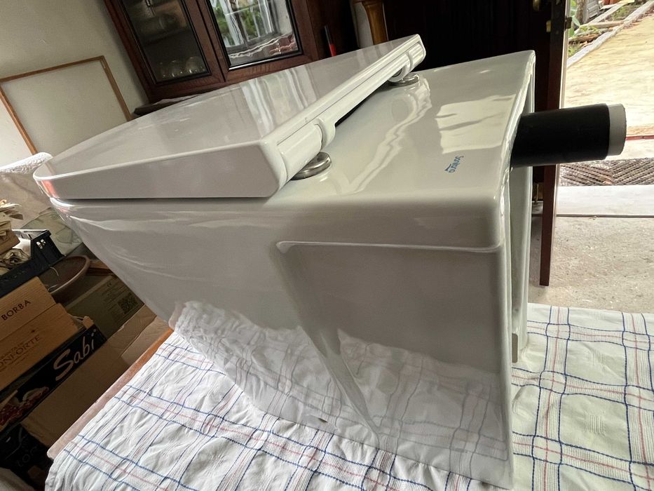 Sanita Simples Sanitana BTW Coral + Tampo + Kit ligação e fixação