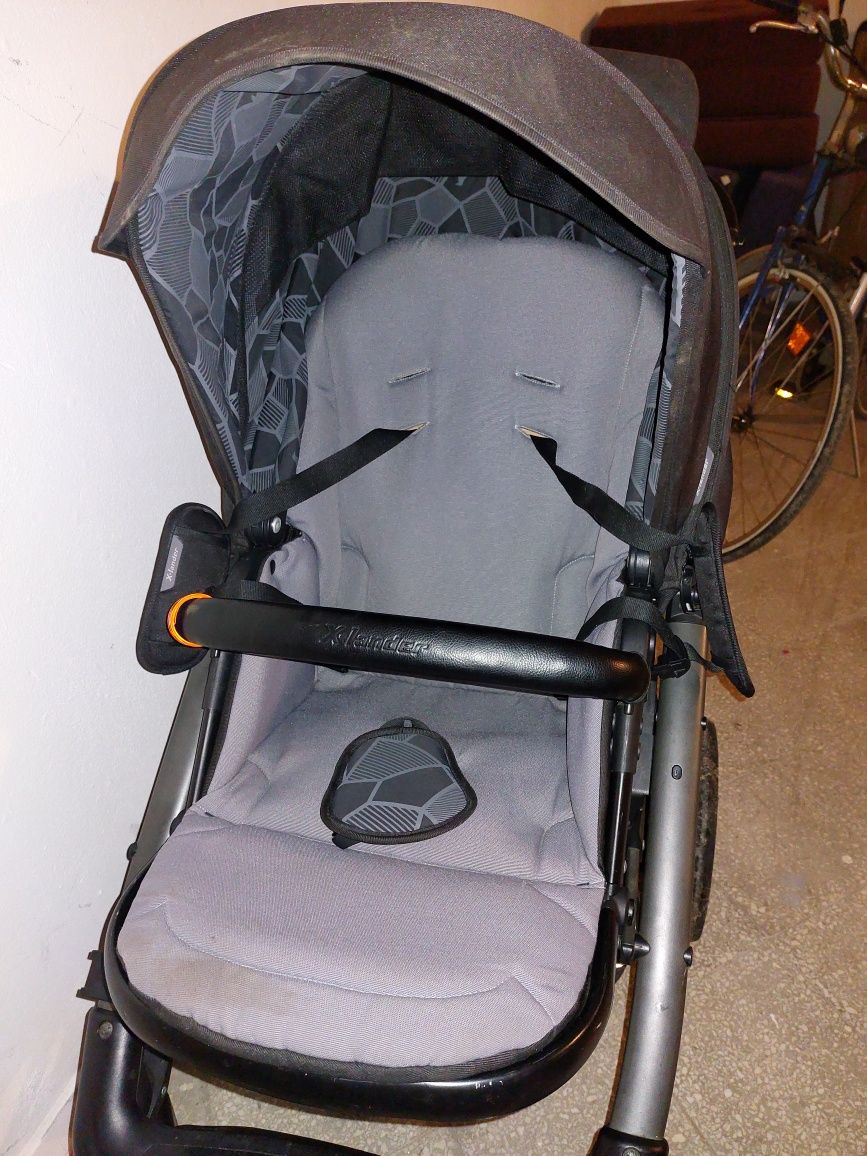Wózek X-lander X-Move , baza 2wayfix i nosidełko Maxi Cosi Pebble