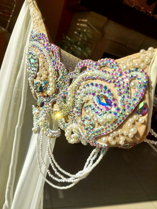 Костюм для східних танців зріст 145-150см на класику, естрадна пісня