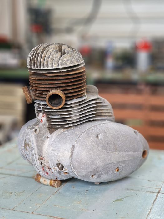 Motor JAWA PERAK *11