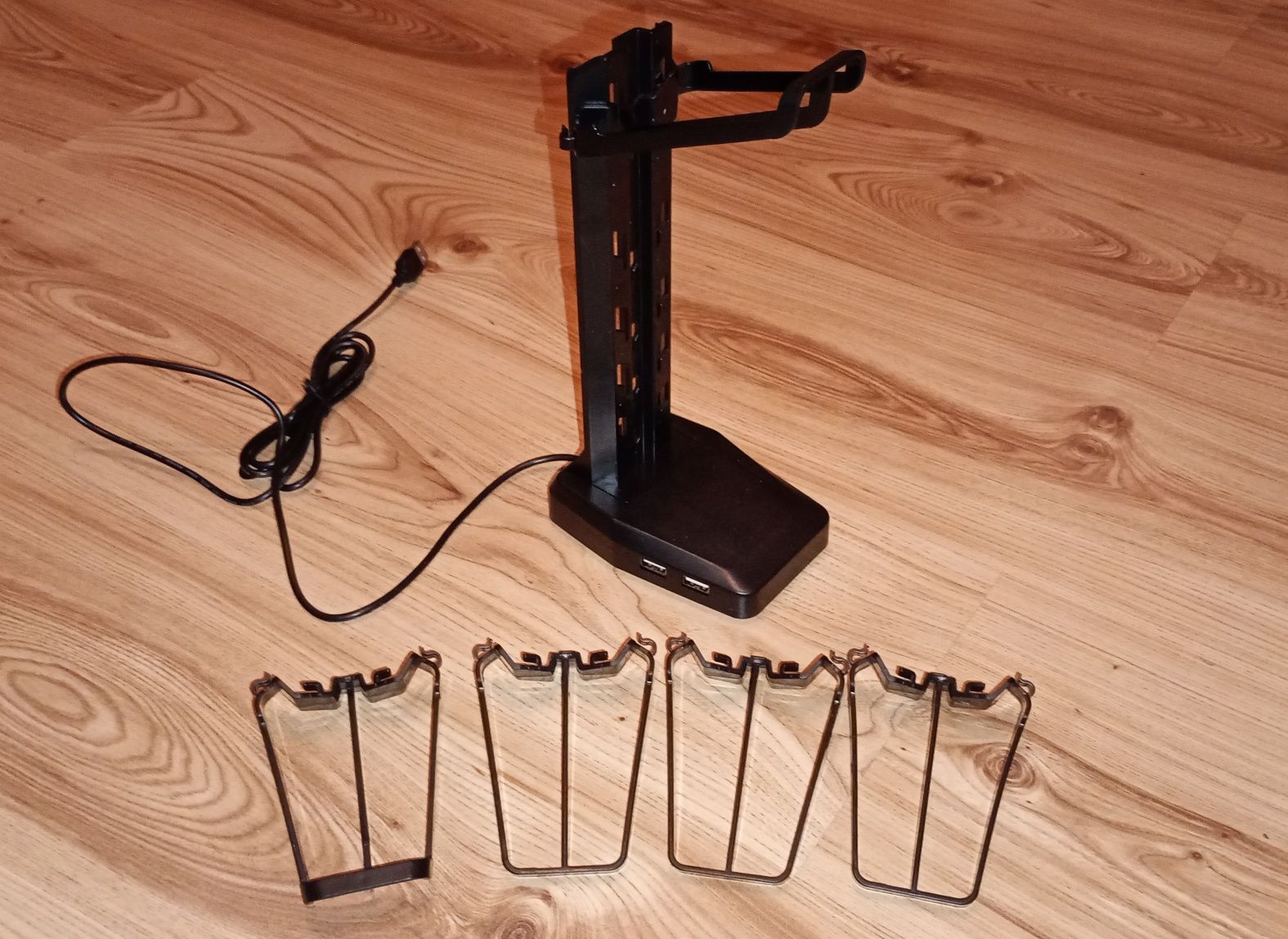 Hub 4x USB 2.0 + Stojak w jednym