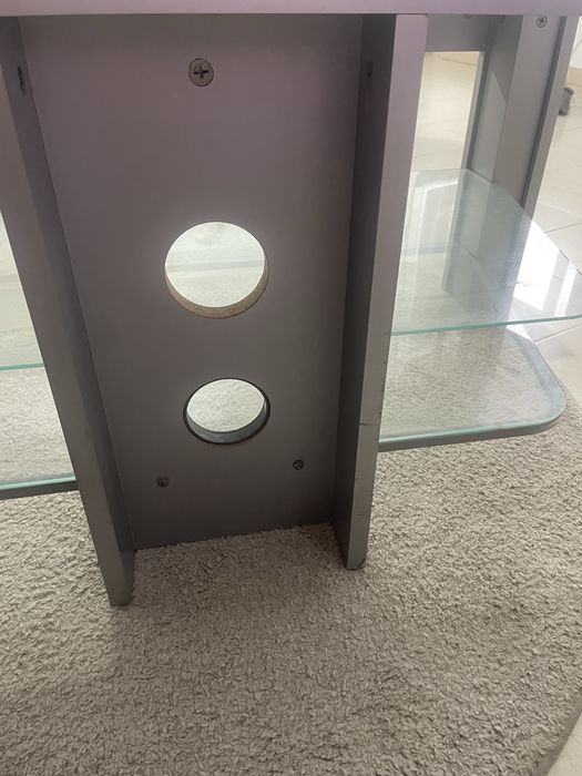 Movel de TV usado ler descriçao