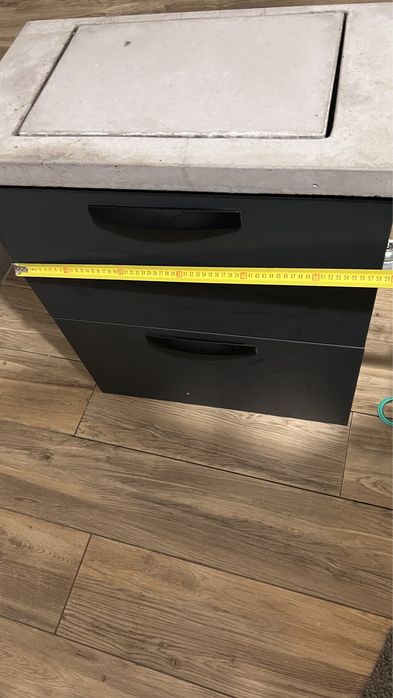 Тумба з умивальником в ванную кімнату