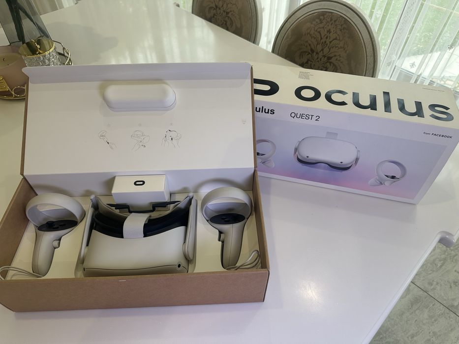Oculus Quest 2 — 64 GB VR-окуляри