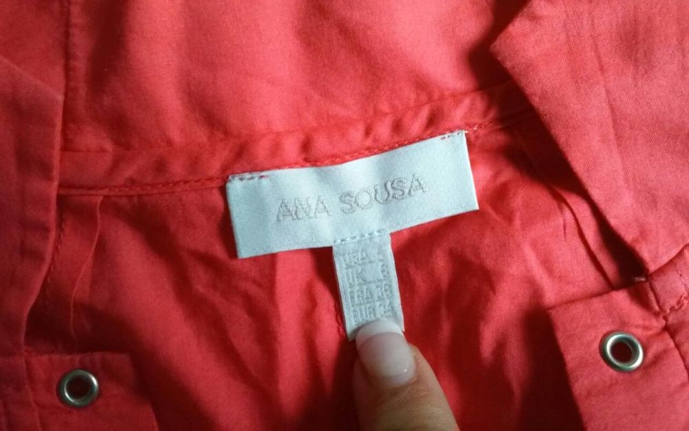 Top/camiseiro da estilista Ana Sousa, tam. 34, vermelho vivo