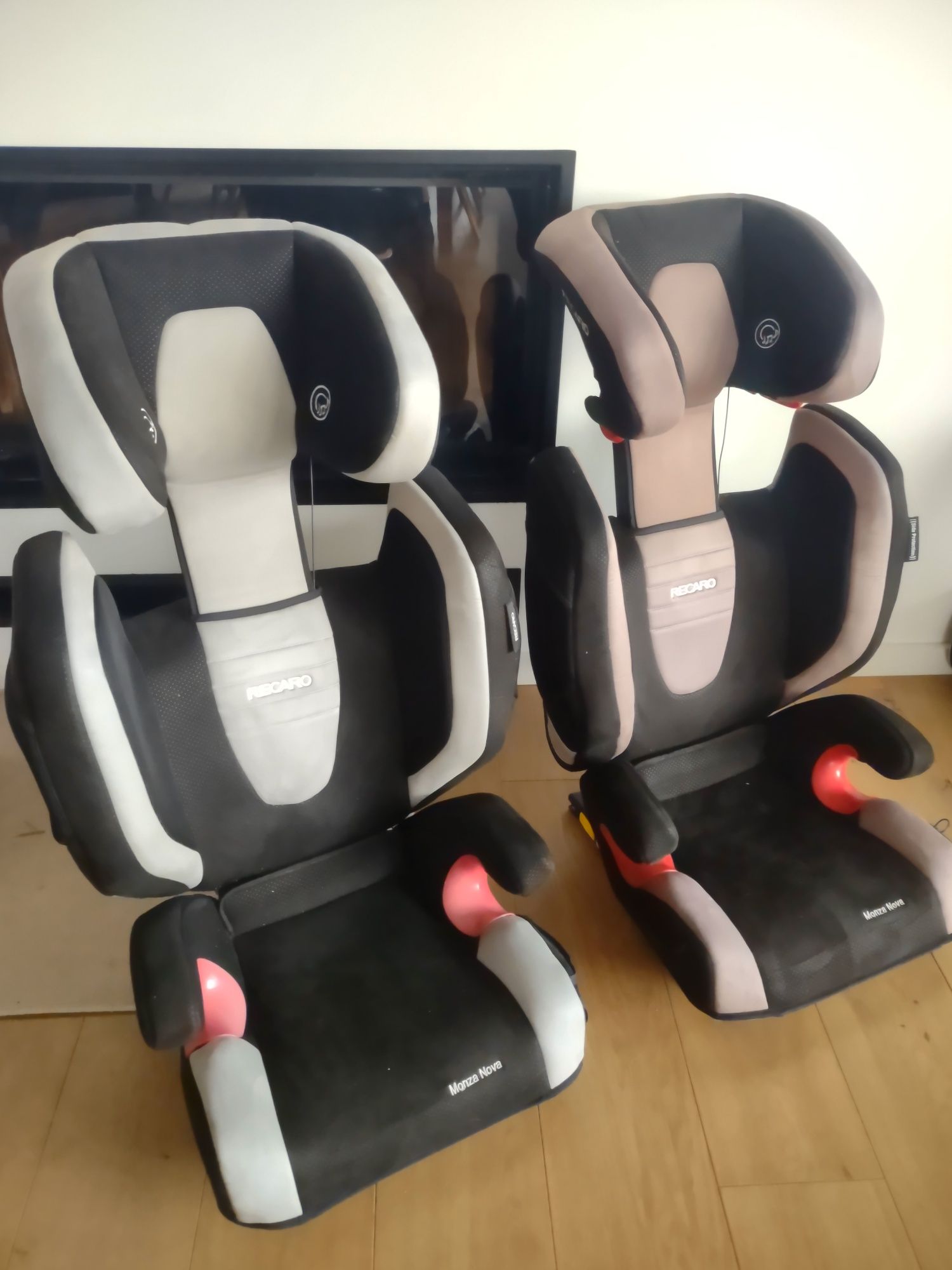 FOTELIK RECARO monza nova ISOFIX z głośnikami w zagłówku