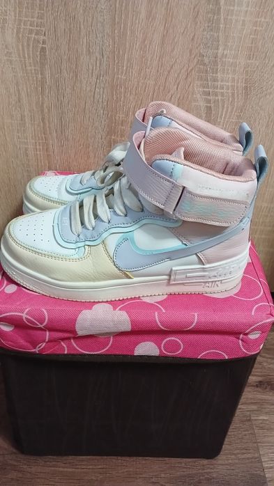 Ботинки nike для дівчинки