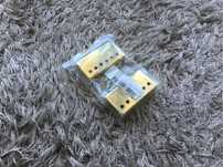 Afinador Daddario, interface MIDI, material diverso