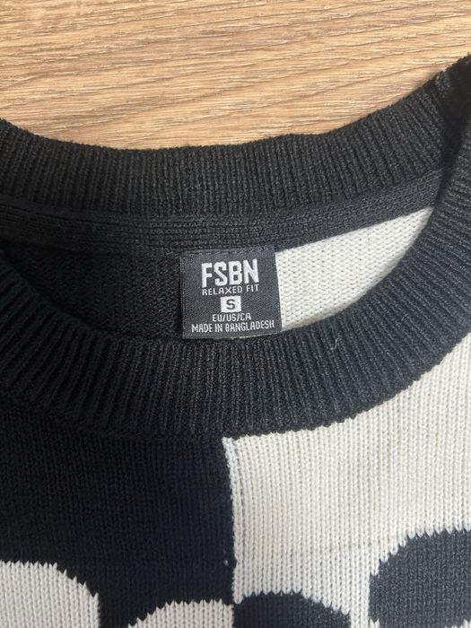 Светр скелет,жіночій,розмір S