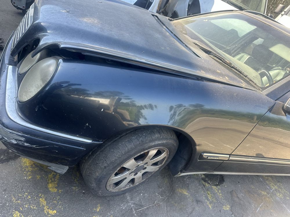 GUARDA LAMAS ESQUERDO MERCEDES W210 E290