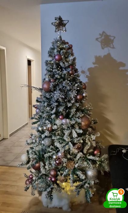 Nowa choinka ośnieżona 210cm