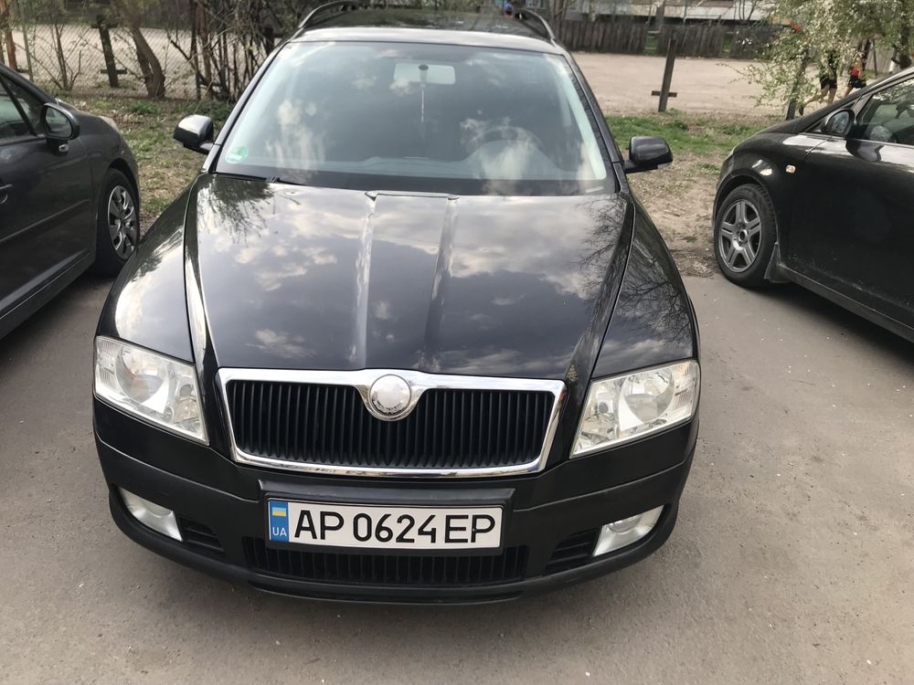 Продам машину Skoda 1.8 TSI