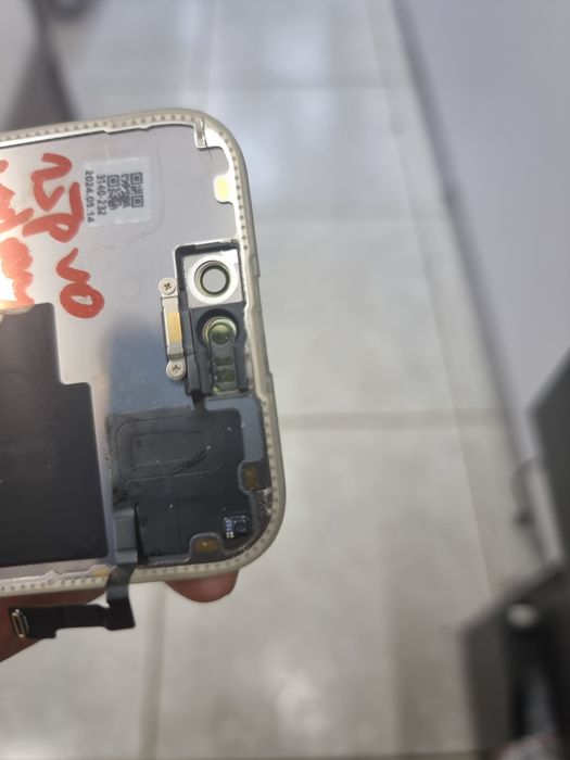 Oryginalna taśma czujników w ekran do iphone 15 pro