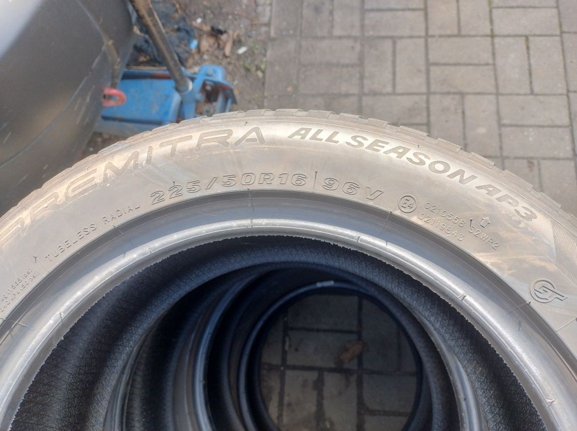 Opony wielsoseonowe maxxis 225/50/16