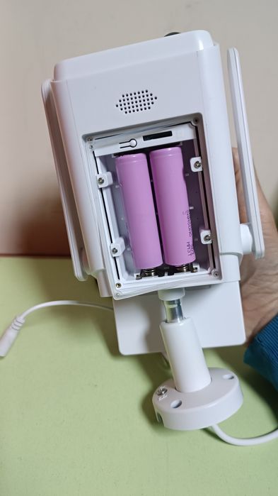 Уличная wifi камера  солнечной панелью