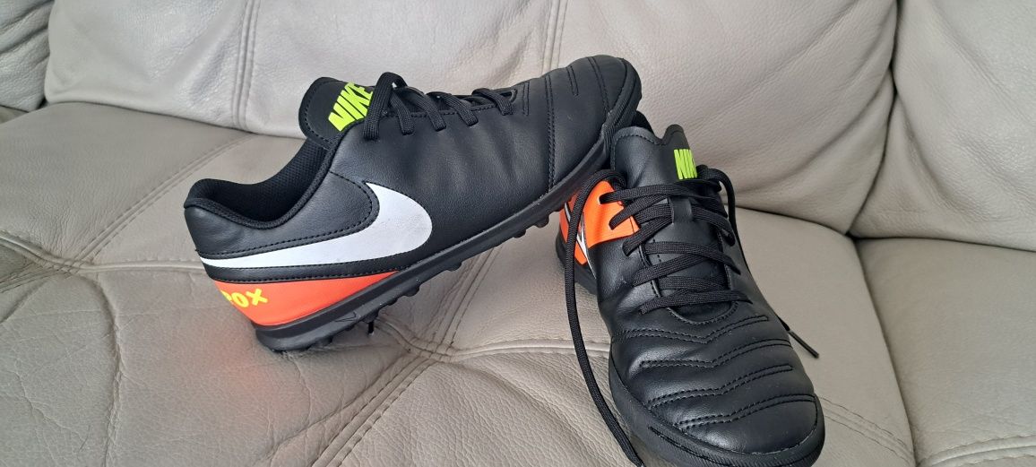 Buty sportowe nike
