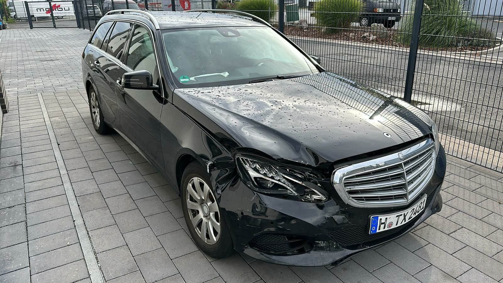 Mercedes E 220D 212 LIFT 2016 uszkodzony z Niemiec !