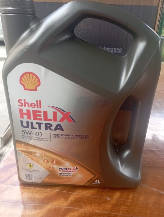 Масло моторне Shell 5w40. 4 літри