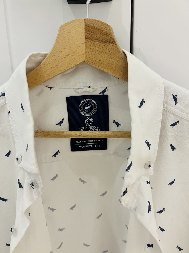 Biała koszula Claudio Campione Slim Fit granatowe wzory, luksus