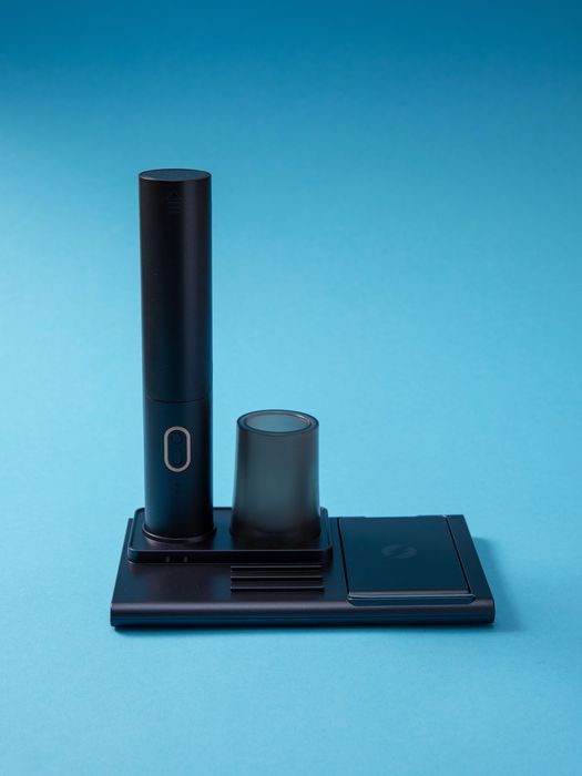 Светильник с аккумулятором и беспроводной зарядкой для телефона