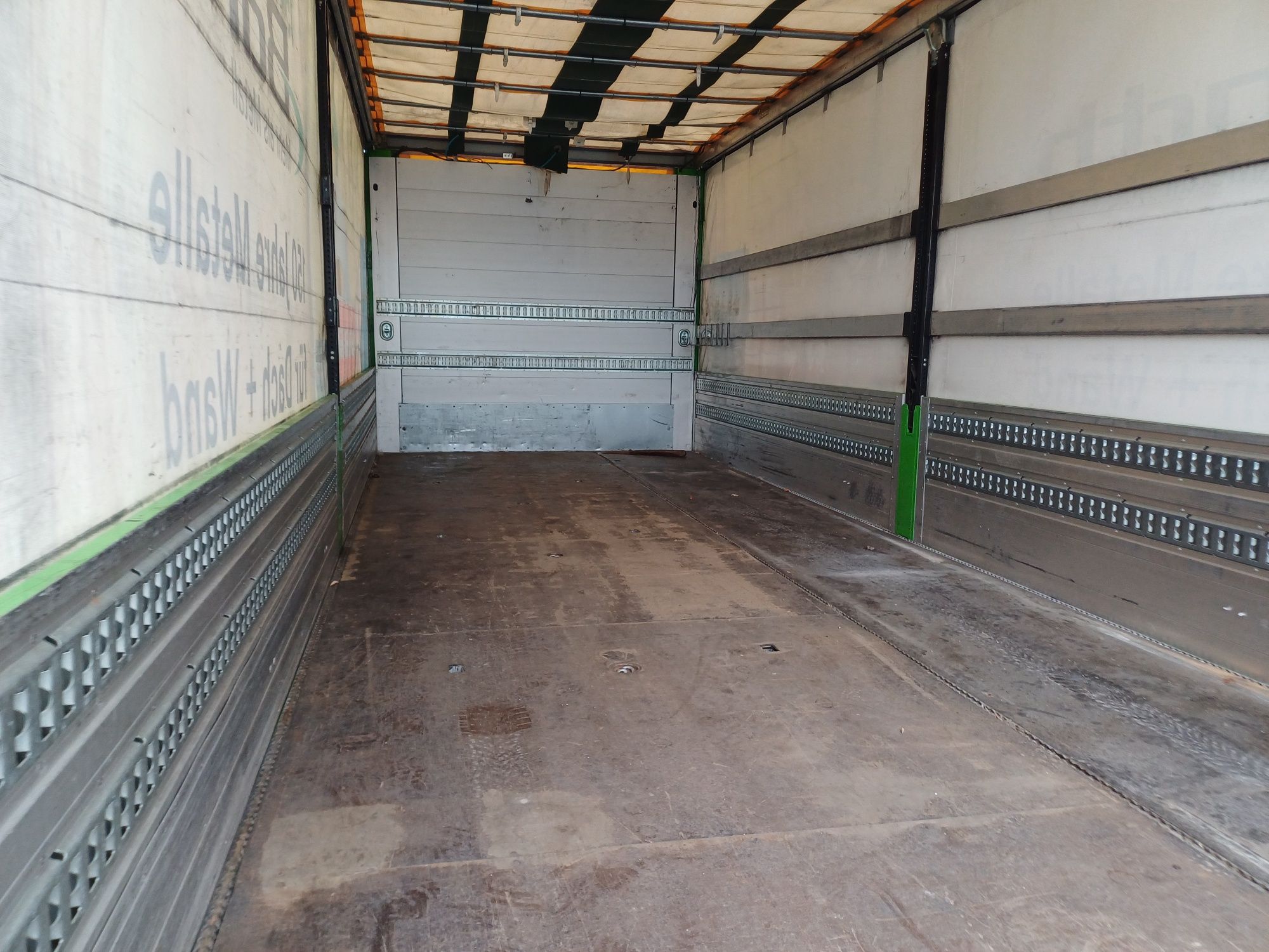 Skrzynia ładunkowa 7m  plandeka  dobry stan ALUMINIOWA
