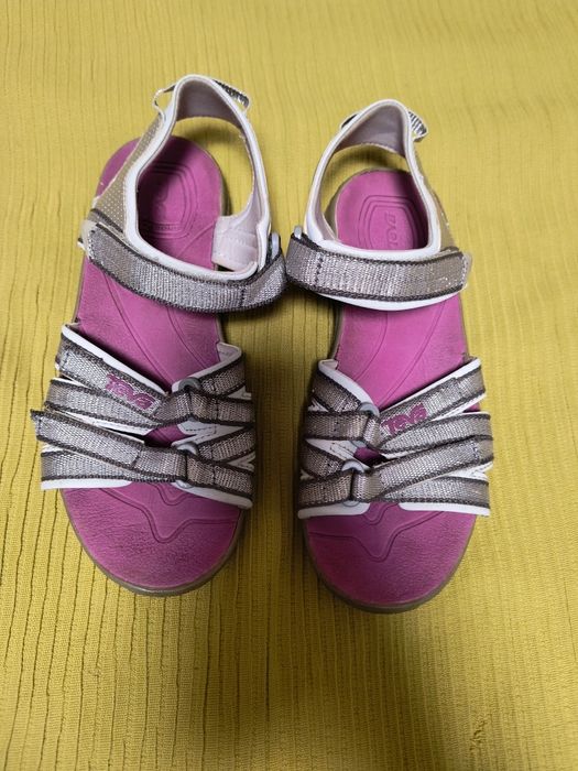 Босоніжки дитячі, розмір 35