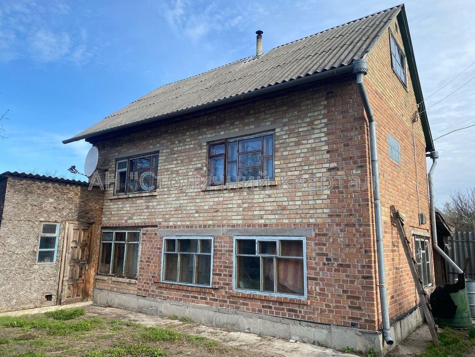 Продам дачу в садовому товаристві Жолудь.